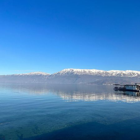 Lake Ohrid Guesthouse "Villa Valentina" Pogradec Eksteriør billede