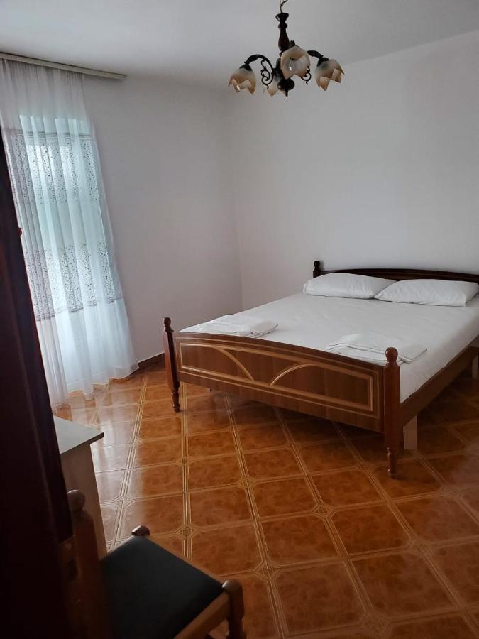 Lake Ohrid Guesthouse "Villa Valentina" Pogradec Eksteriør billede