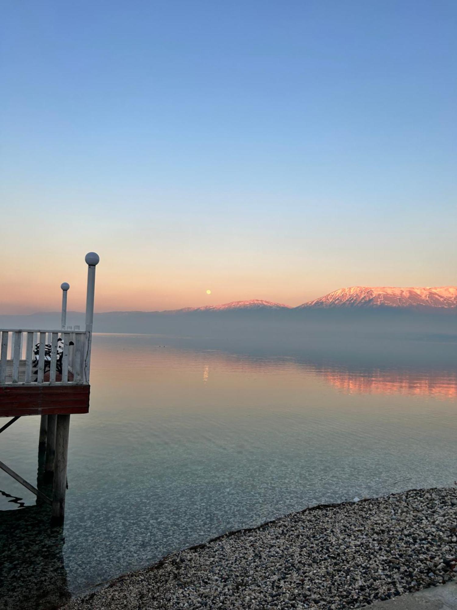 Lake Ohrid Guesthouse "Villa Valentina" Pogradec Eksteriør billede
