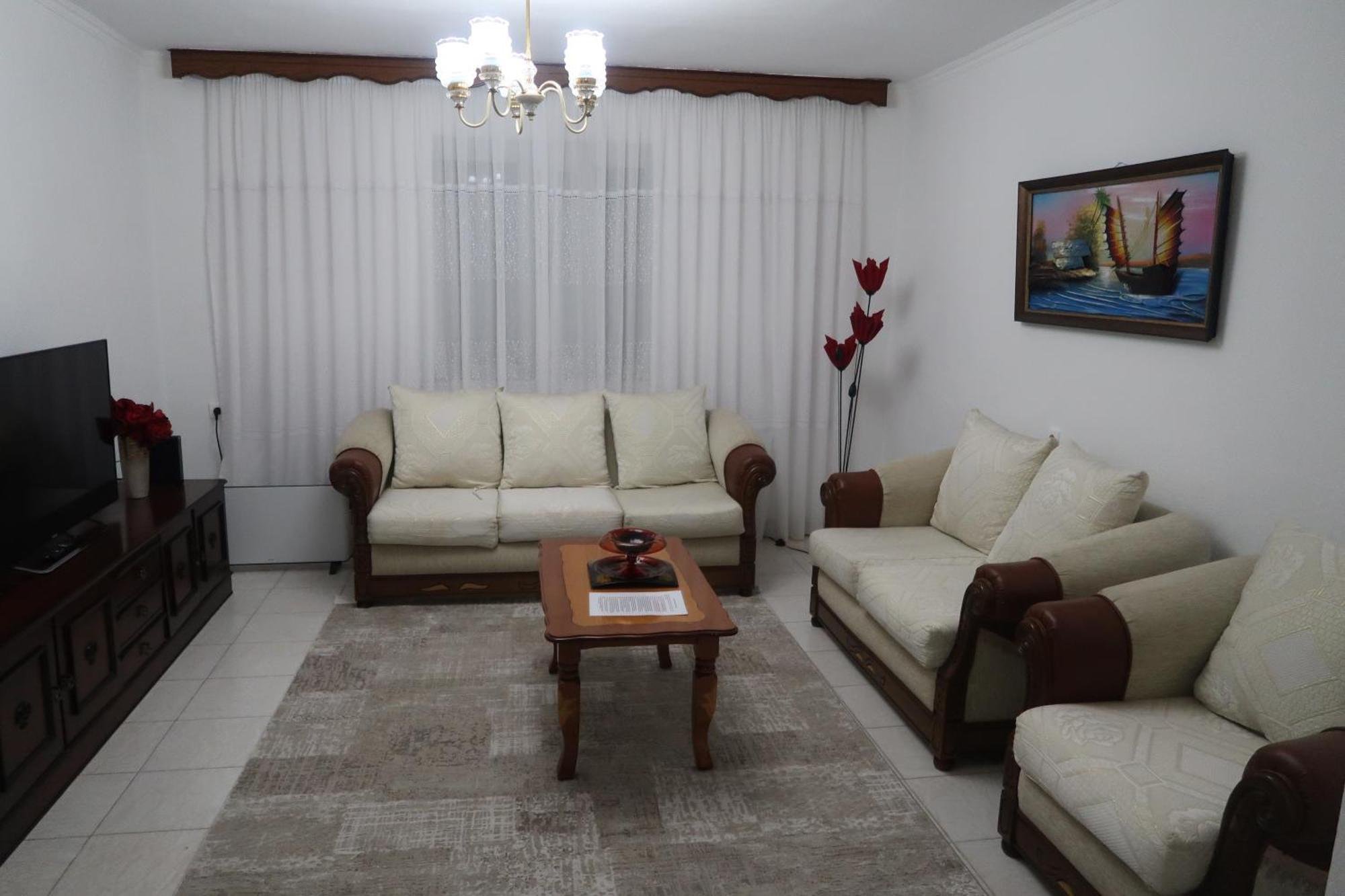 Lake Ohrid Guesthouse "Villa Valentina" Pogradec Eksteriør billede